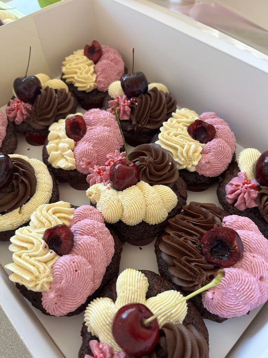 Sourdough Chocolate Muffins